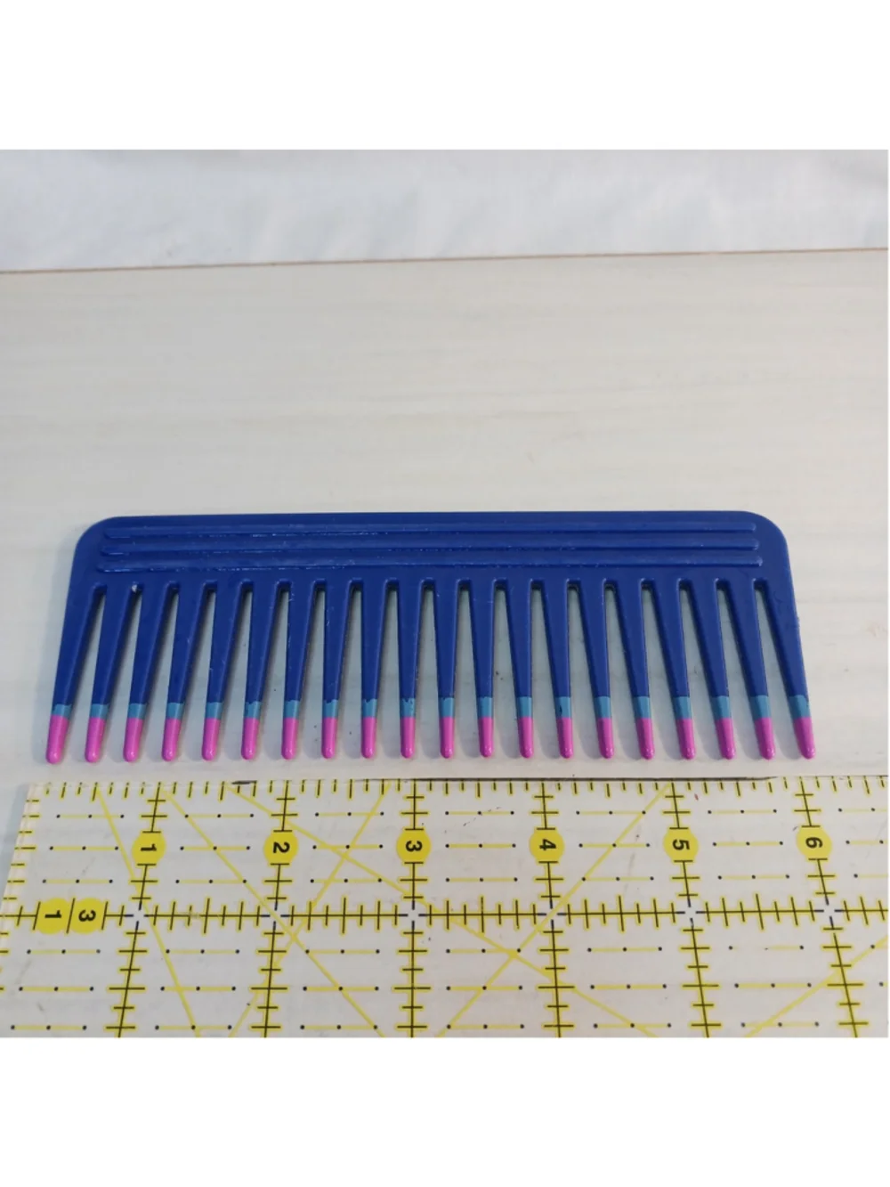 Vtg 80s 90s Mebco Sund Haaren Twice Dipped Wide Tooth Detangling Comb Pink Flaws